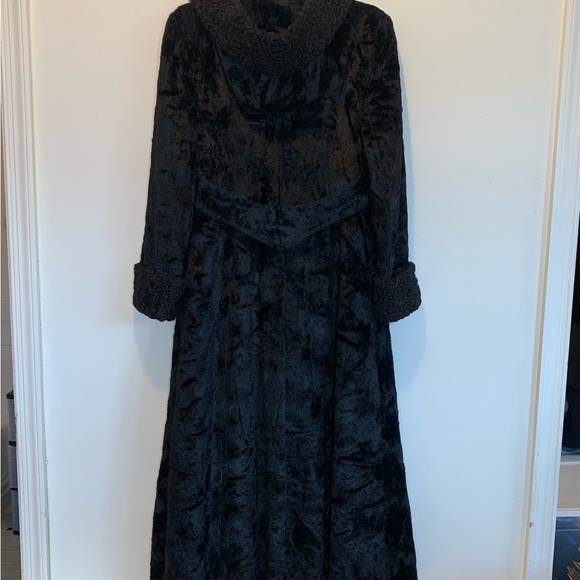 Vintage Saks 5th Ave Victorian Black Velvet Long Coat with Hood - Picture 10 of 14